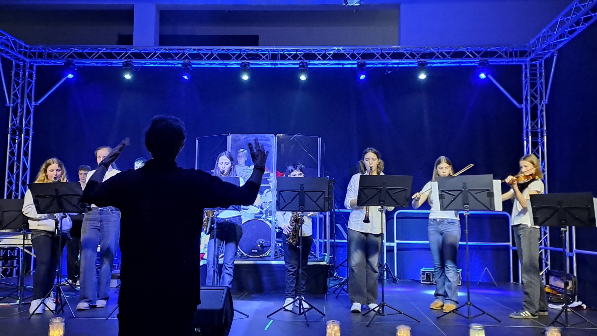 Festliche Klänge: Weihnachtsmusikabend der Gladenbacher Europaschule